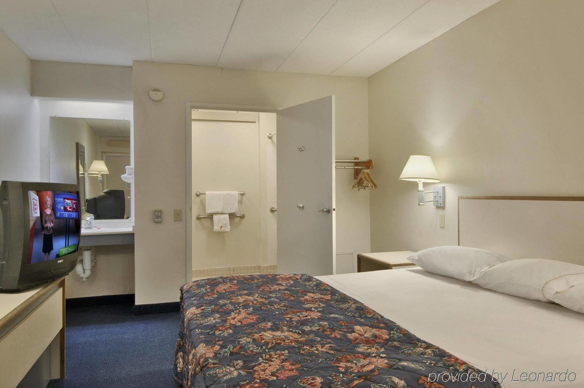 Red Roof Inn Columbia, Mo Room photo